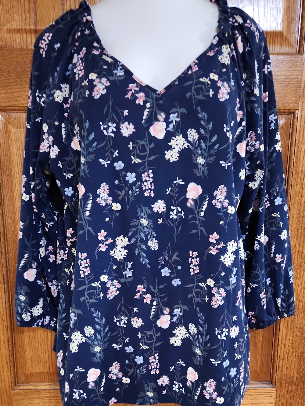 Massini Navy Floral V-Neck Long Sleeve Soft Tee With Special Details 2x
